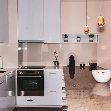 Seafront Spacious Apt * קסקאיס